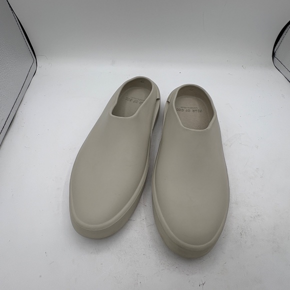 Fear Of God The California Slip-On Slide Sandals Cement Concrete 42 US 9 main image 12